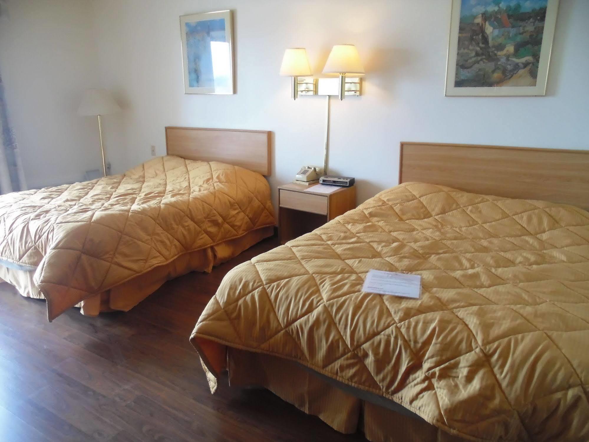 Broadview Inn Suites Galesburg Buitenkant foto
